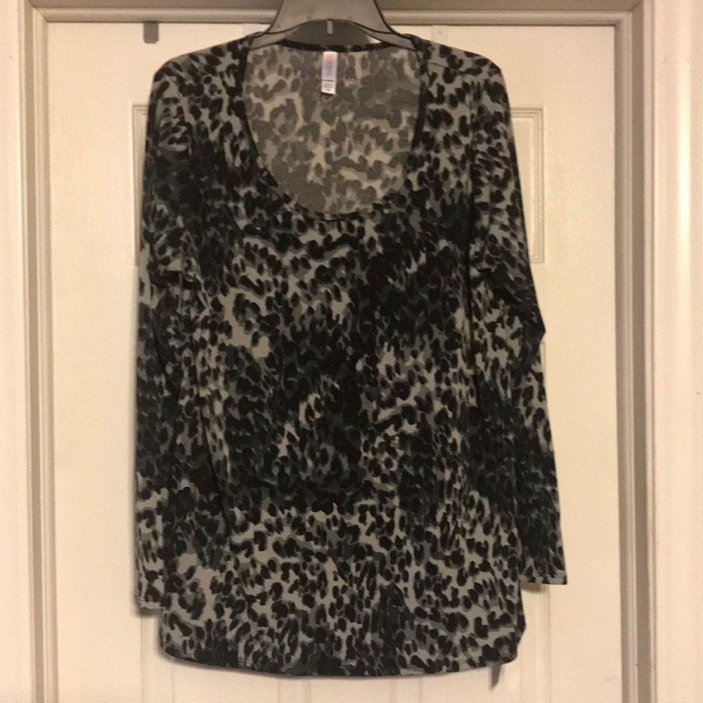 NWT LulaRoe Leopard Lynnae!
